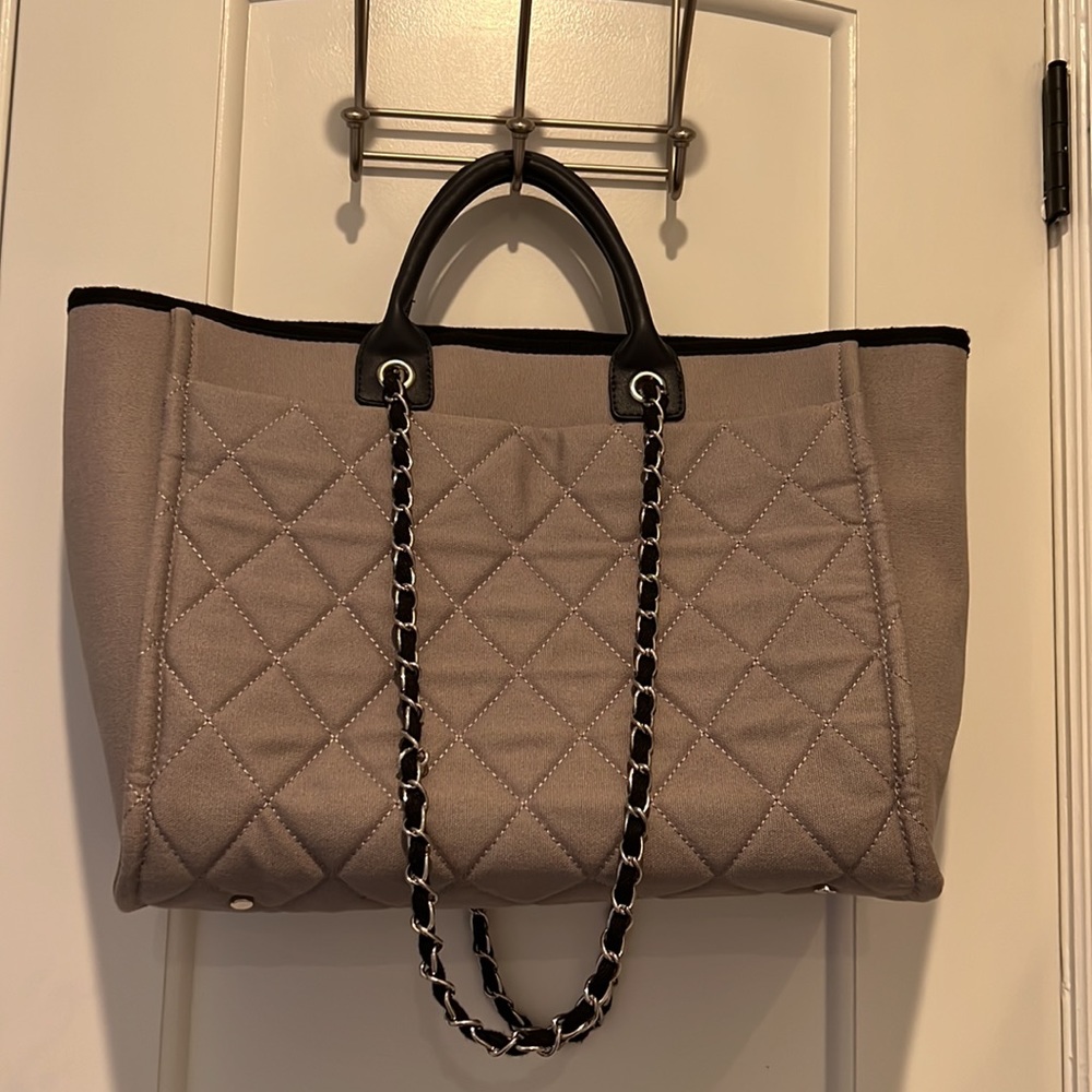 Acqu handbag